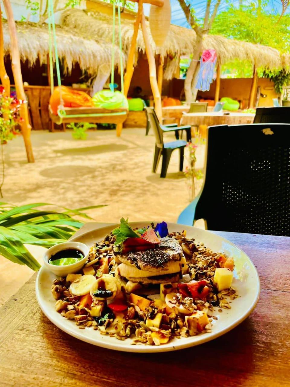 Rustic Cabanas & Restaurant Arugam Bay Exterior foto